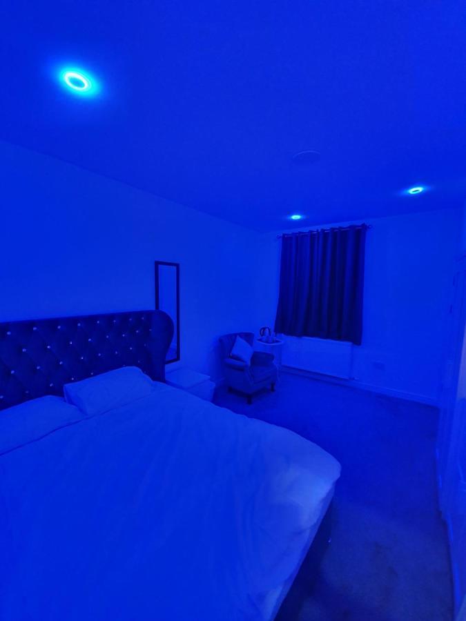 Beautiful Rooms Shaw St And Pine St Бери Екстериор снимка