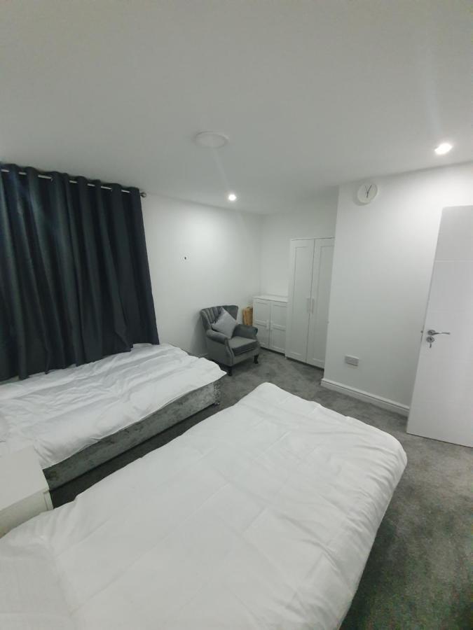 Beautiful Rooms Shaw St And Pine St Бери Екстериор снимка