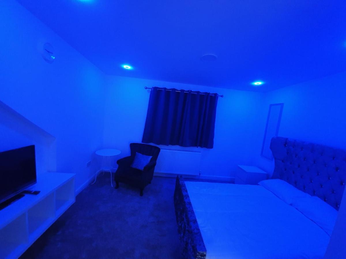 Beautiful Rooms Shaw St And Pine St Бери Екстериор снимка