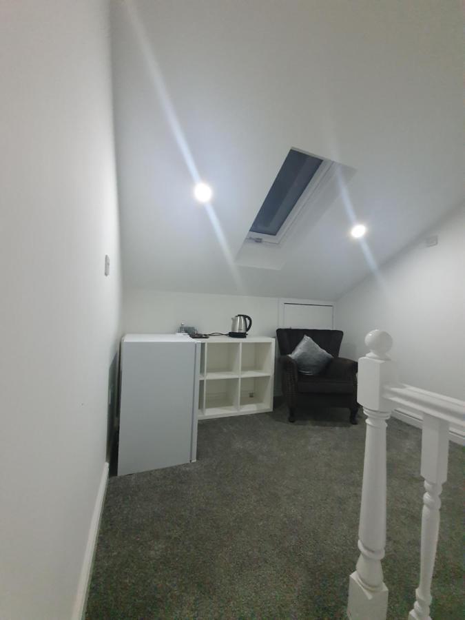 Beautiful Rooms Shaw St And Pine St Бери Екстериор снимка