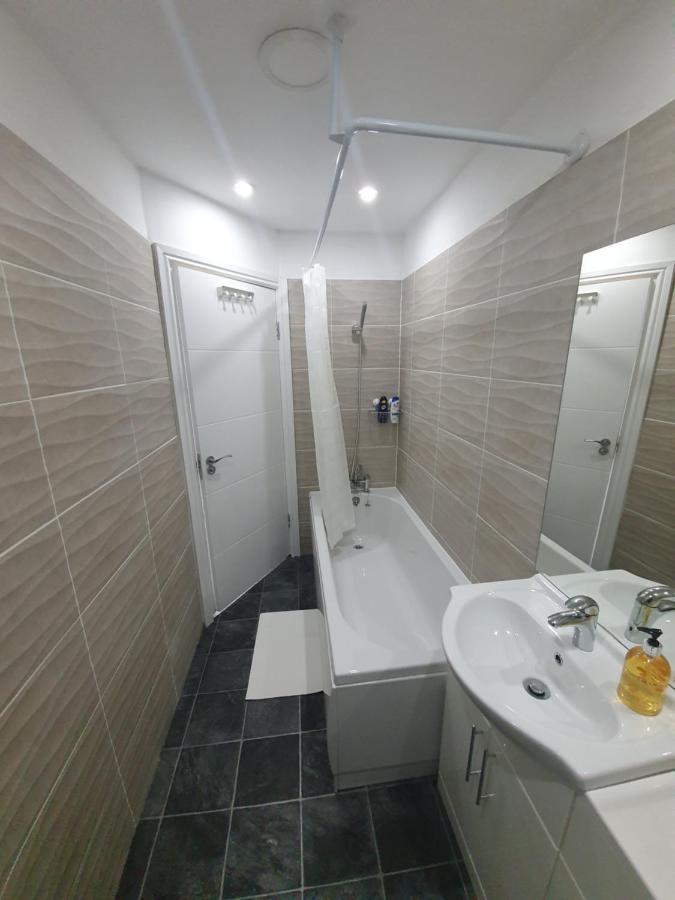 Beautiful Rooms Shaw St And Pine St Бери Екстериор снимка